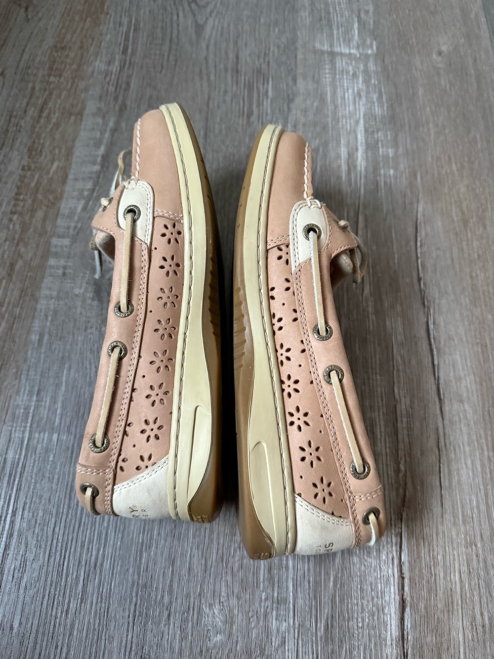 Sperry Top Sider Angelfish EyeLet Leather Boat Shoe Slip On Lace Up Shoe Size 7 - Picture 10 of 12